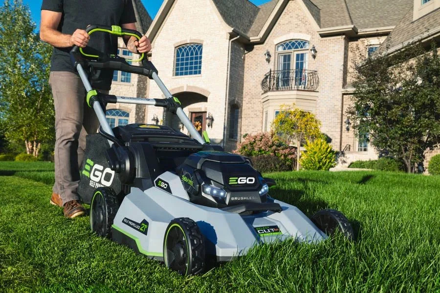 self propelled electric lawnmower